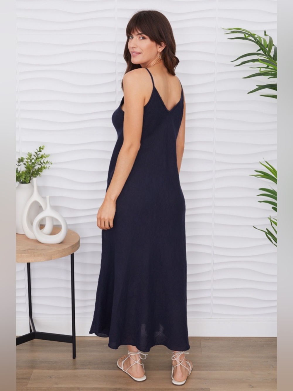 (23.2237-ORC) ITALIAN LINEN MAXI V-NECK DRESS - Picture 4 of 4